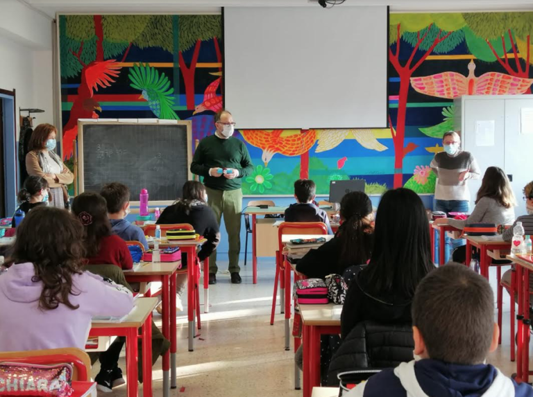 Asti, il sindaco in visita agli studenti della scuola Ferraris