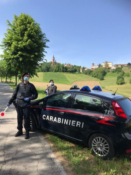 Sorpreso al bar nonostante fosse in quarantena: segnalato dai carabinieri di Castagnole delle Lanze