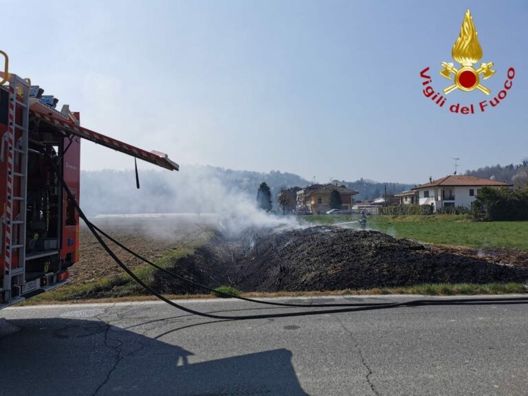 Rogo di sterpaglie a Rocchetta Tanaro