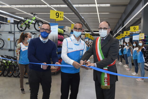 Asti, apre Decathlon e assume 16 persone