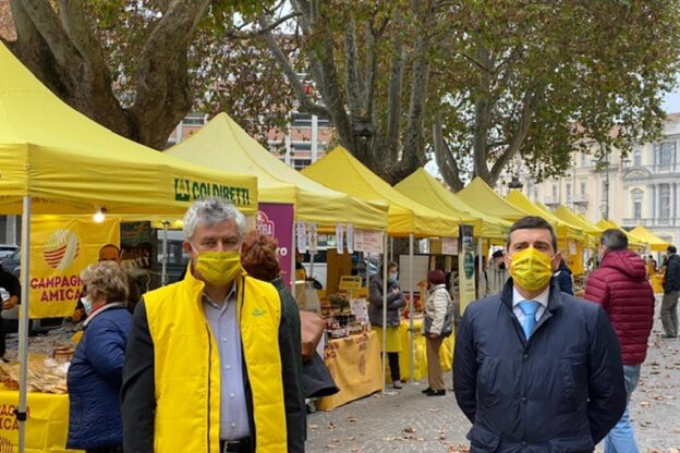 Coldiretti: adottare tutti i provvedimenti per evitare blocco filiera alimentare