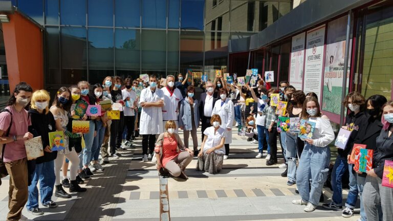 Le tele degli studenti astigiani per il Cardinal Massaia