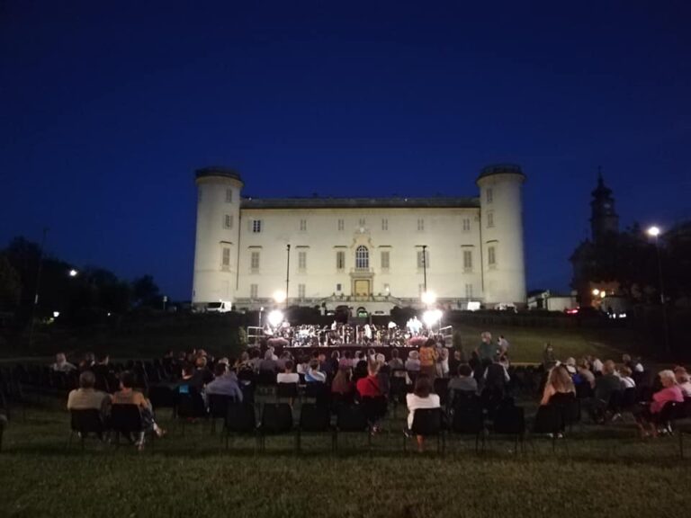 “Musica leggerissima” a Costigliole