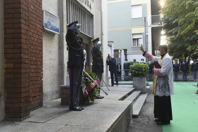 Asti, la polizia celebra San Michele Arcangelo: la fotogallery