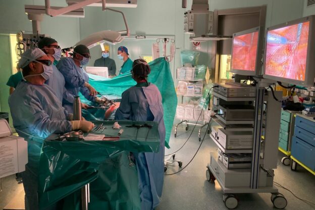 Asti, l’Urologia del Massaia si dota di una nuova colona laparoscopica 3D/4K