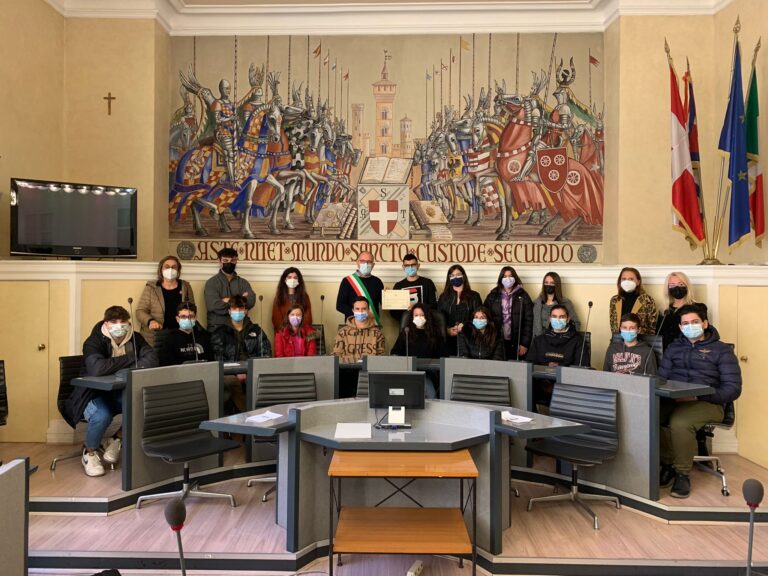 Asti, il Municipio apre le porte agli studenti