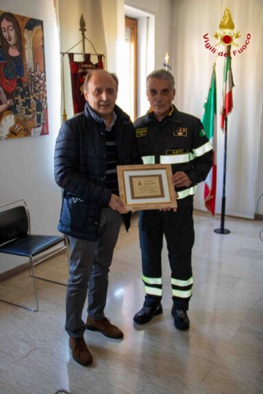 Asti, in pensione il capo reparto dei vigili del fuoco Giuseppe Gallo