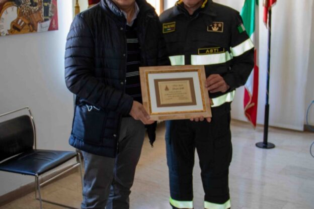 Asti, in pensione il capo reparto dei vigili del fuoco Giuseppe Gallo