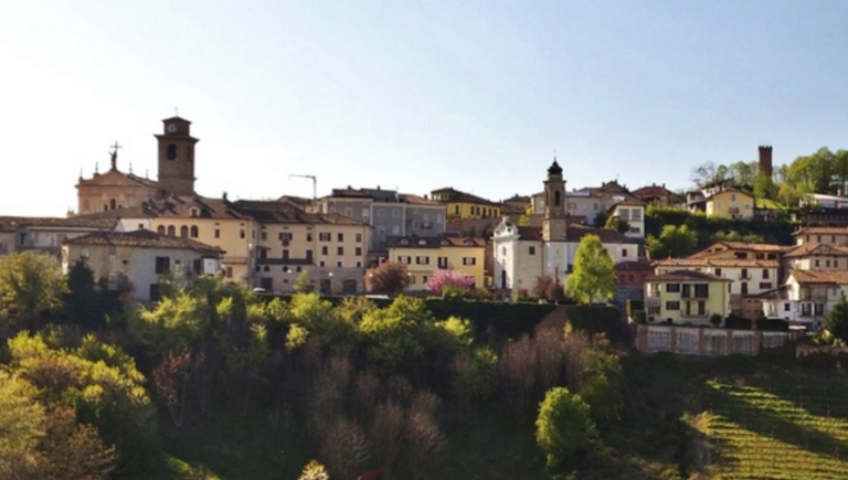 Firma del Protocollo d’Intesta tra il Comune di Castagnole delle Lanze e l’Associazione per il Patrimonio dei Paesaggi Vitivinicoli di Langhe, Roero e Monferrato