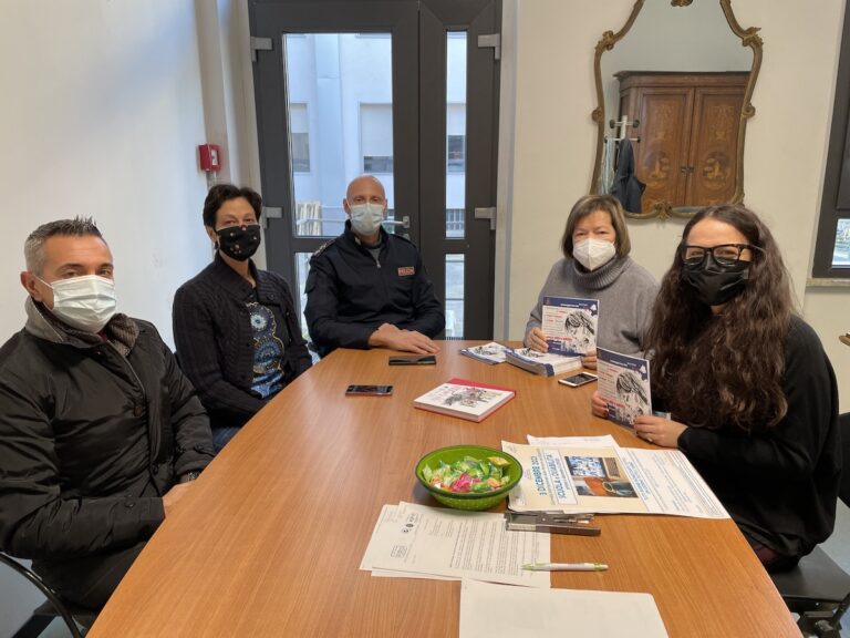 Questo non è amore: la questura “in trasferta” alle POlitiche Sociali