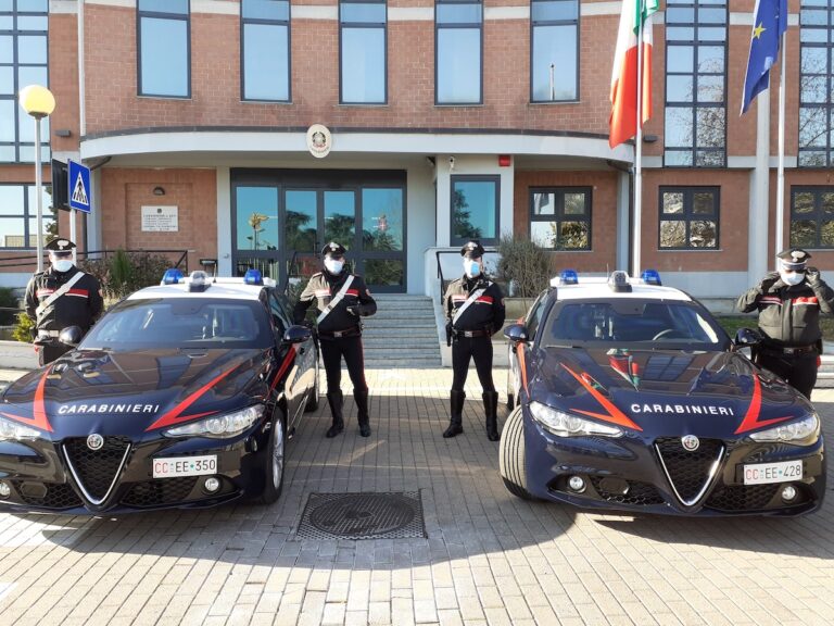 Asti, le tre nuove radiomobili dei carabinieri