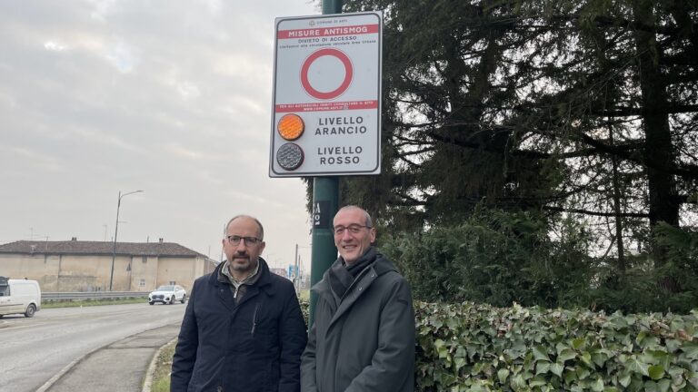 Asti, in città spunta la segnaletica antismog