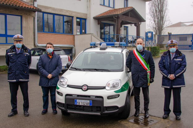 Asti, nuova auto per la polizia municipale