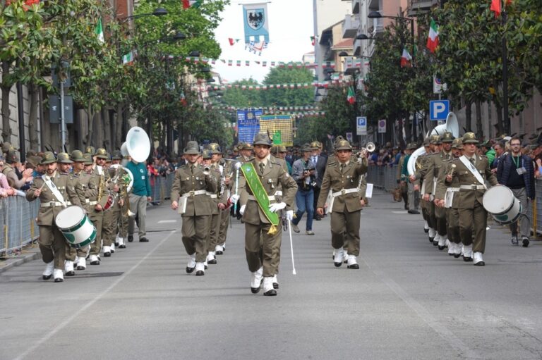 Gli Alpini festeggiano i 100 anni della sezione di Asti: ecco il programma delle celebrazioni