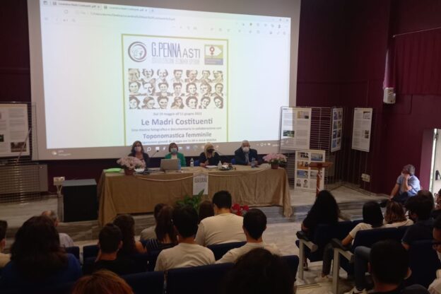 Il Penna scopre le madri costituenti