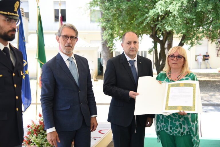 La sala benessere della questura intitolata al poliziotto Fiorentino Manganiello