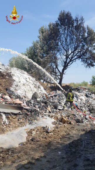 Asti, nuovo maxi incendio in via Guerra