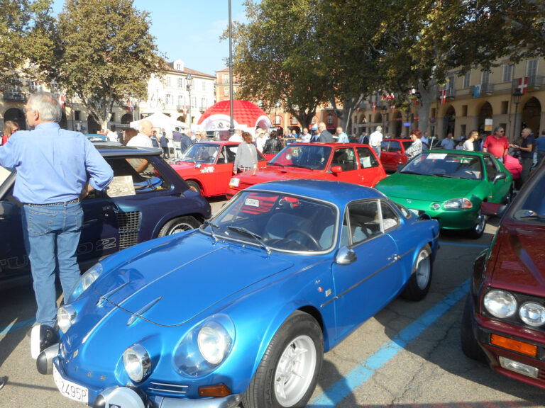 Attese domenica ad Asti circa cento auto storiche, tra cui una Lancia Lambda 1927