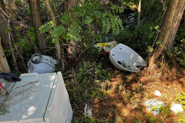 Ambiente Asti: “Come Sindaco e Presidente di Asp vorranno risolvere l’annosa situazione dell’abbandono di rifiuti nella nostra Città e nelle nostre periferie?”