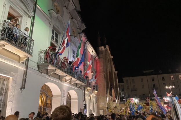 Palio, ecco le accoppiate fantino-cavallo