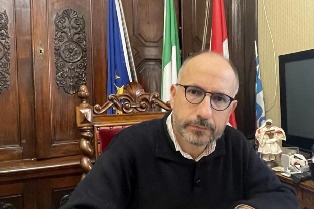 Asti, l’annuncio del sindaco Rasero: “Da oggi si potranno accendere i riscaldamenti”