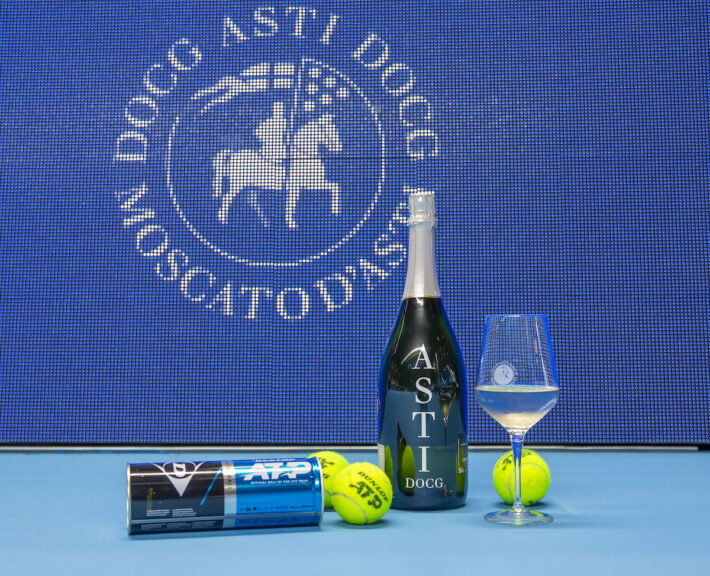 La Docg Asti conquista la scena torinese: dal tennis all’arte tante iniziative con protagonisti l’Asti Spumante e il Moscato d’Asti