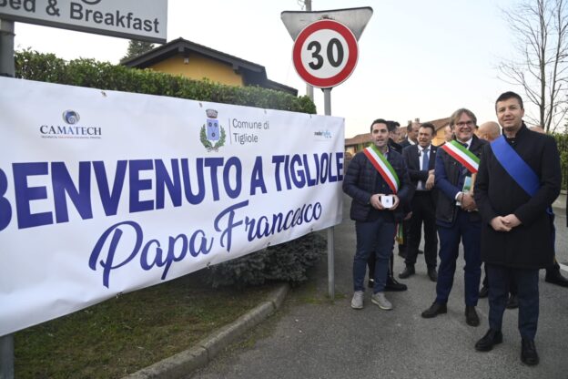 I sindaci di Tigliole, Baldichieri e San Damiano: “Incontrare il Santo Padre, un’emozione unica”