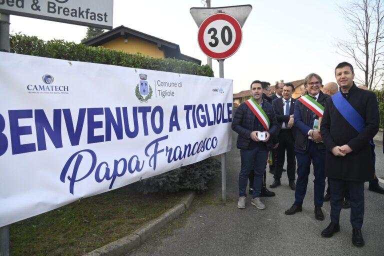 I sindaci di Tigliole, Baldichieri e San Damiano: “Incontrare il Santo Padre, un’emozione unica”