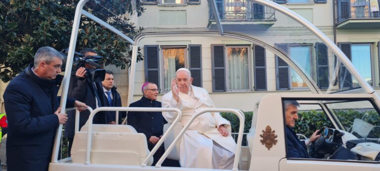 Papa Francesco finalmente ad Asti: le immagini