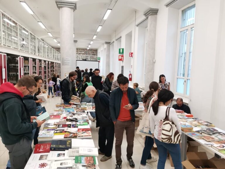 Sabato 23 settembre alla Biblioteca Astense, in occasione di Arti e Mercanti, torna il Mercatino dei Libri