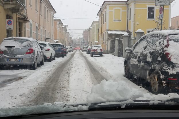 Neve e disagi sull’Astigiano