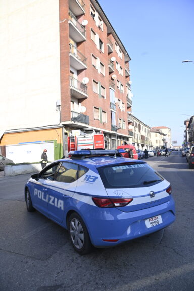 Asti, operazione congiunta nella palazzina occupata di corso Casale