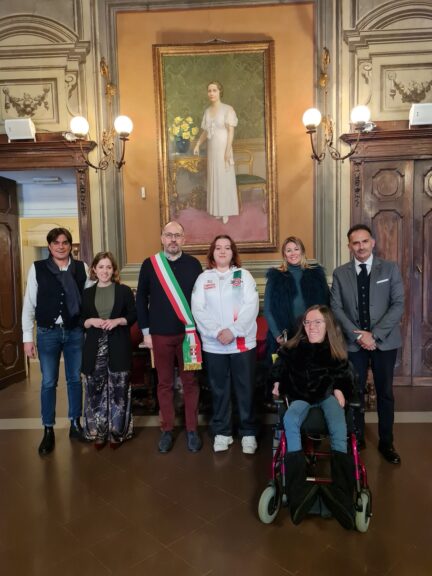 Francesca Vassarotti ricevuta in Municipio alla vigilia dei campionati italiani di tiro con l’arco