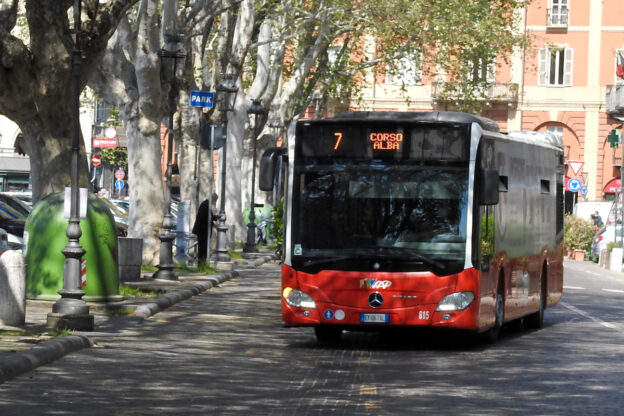 Mercoledì 3 maggio i bus di Asp non transitano nell’area interessata dalla Fiera Carolingia