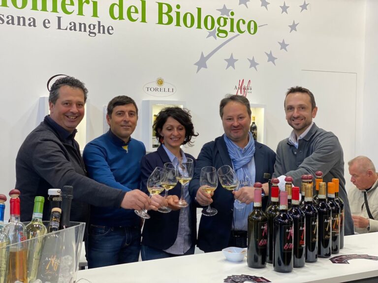 Biologici, Bollicine e Strutturati: i protagonisti astigiani del Vinitaly