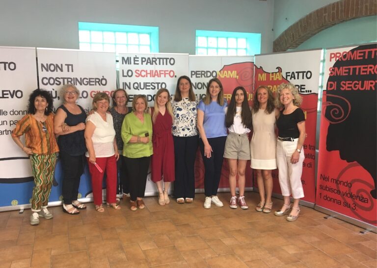 A Villafranca si dice no alla violenza di genere con i versi delle poetesse 