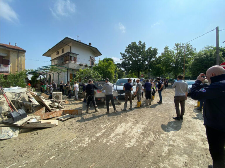 Alluvione in Romagna: “La solidarietà nella sofferenza e nel bisogno ci fa compiere passi verso un futuro che immaginiamo diverso”