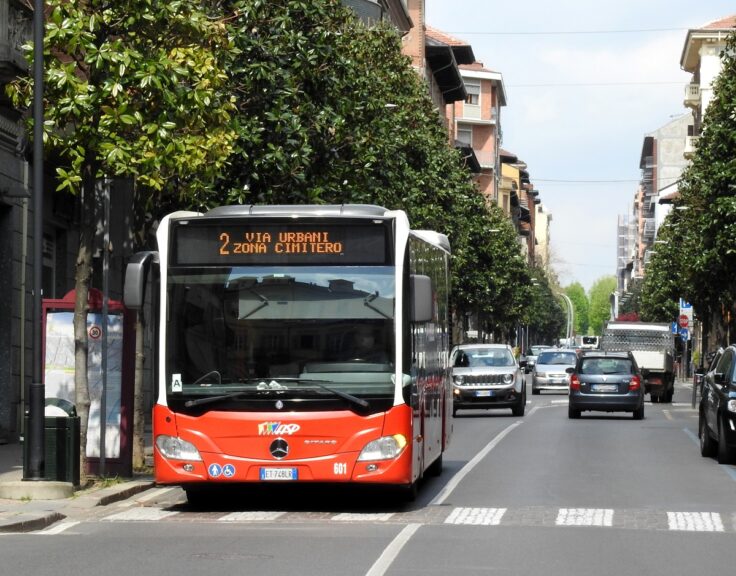 I bus di Asp cambiano percorso per i lavori stradali in un tratto di corso Dante