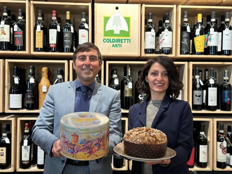 Coldiretti Asti presenta “Il nostro panettone”, con la scatola firmata da Filippo Pinsoglio