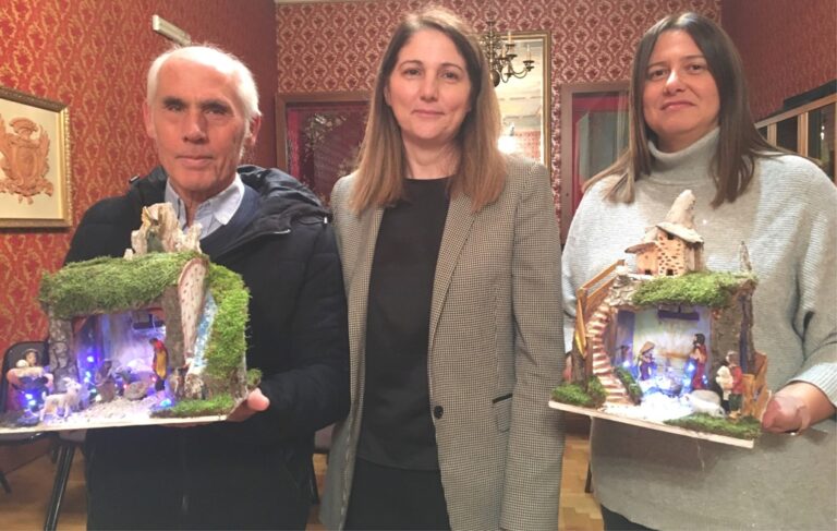 La prima volta dei Mercatini di Natale a Villafranca  