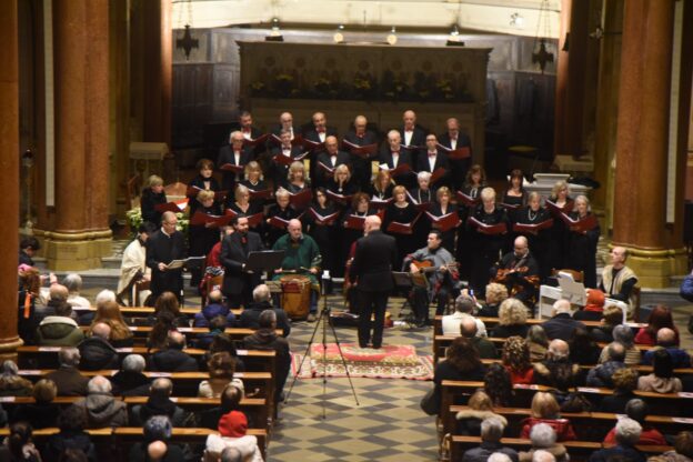 Fotogallery: il concerto natalizio di San Pietro ad Asti