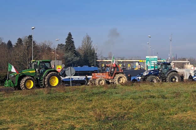 Anche agricoltori astigiani alla protesta dei trattori ad Alessandria