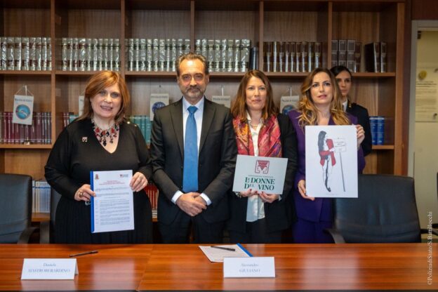 Firmato un protocollo d’intesa tra la polizia e le donne del vino contro la violenza di genere