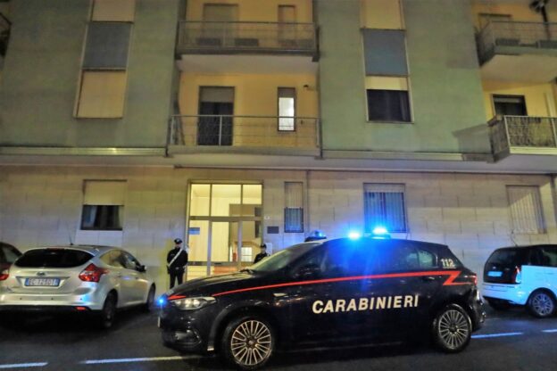 Omicidio di Nizza Monferrato: decreto di fermo per la ragazza che avrebbe accoltellato il padre
