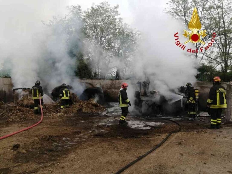 Incendio in un’azienda agricola di Cinaglio