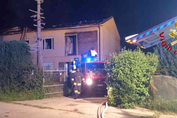 In fiamme una cascina a San Martino Alfieri