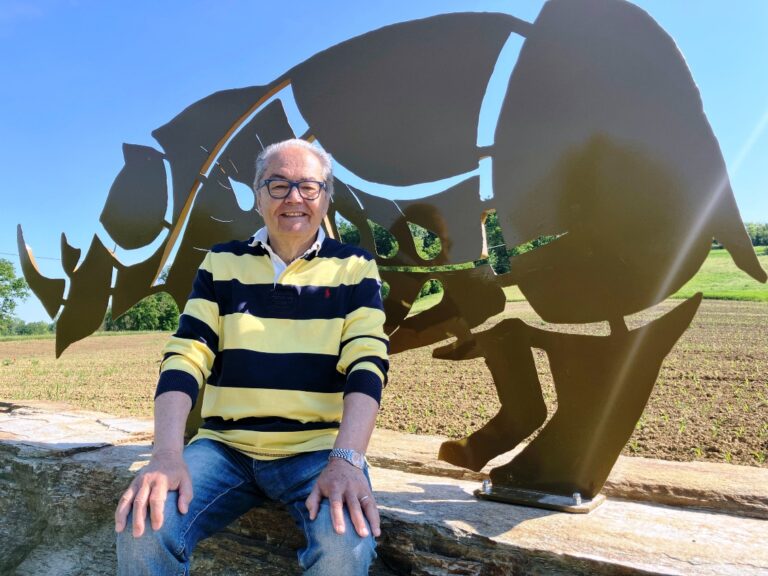 Due sculture a Roatto rendono omaggio ad Alfonso, rinoceronte preistorico
