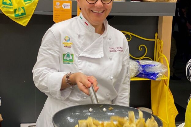 Giornata della gastronomia sostenibile: a Campagna Amica piccola degustazione con showcooking focaccia e agnolotti