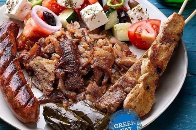 Taverna Greca,  il locale che porta agli astigiani la vera cucina ellenica