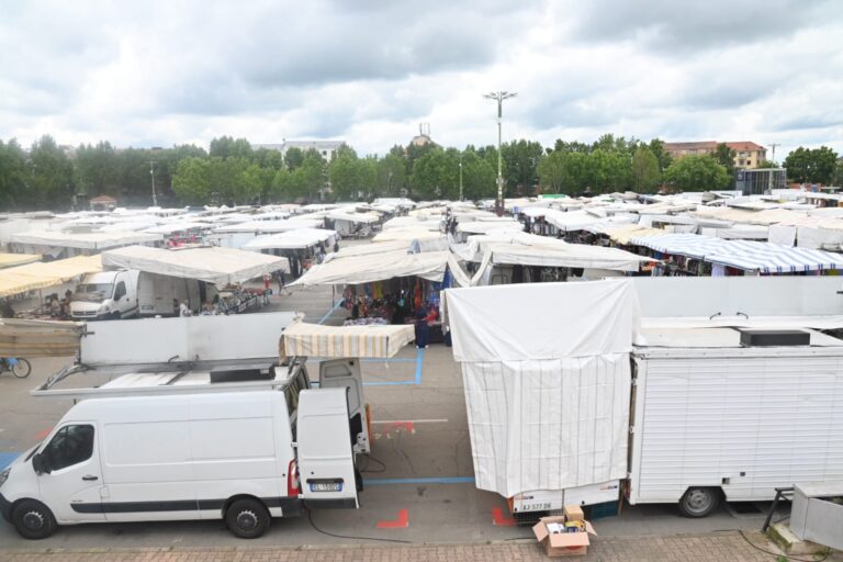 Il primo mercato unificato in piazza del Palio